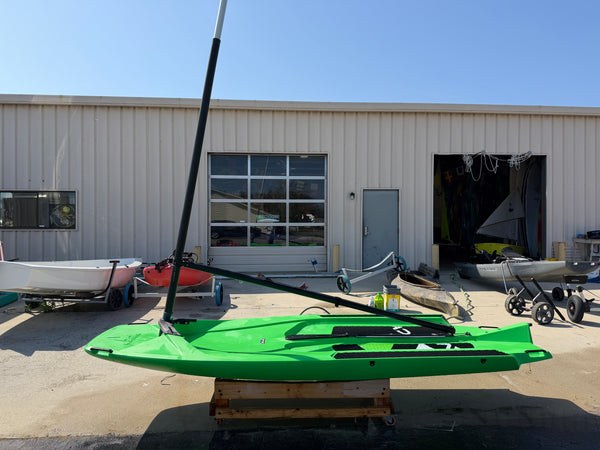 Maverick Sailboat/SUP/Windsurfer
